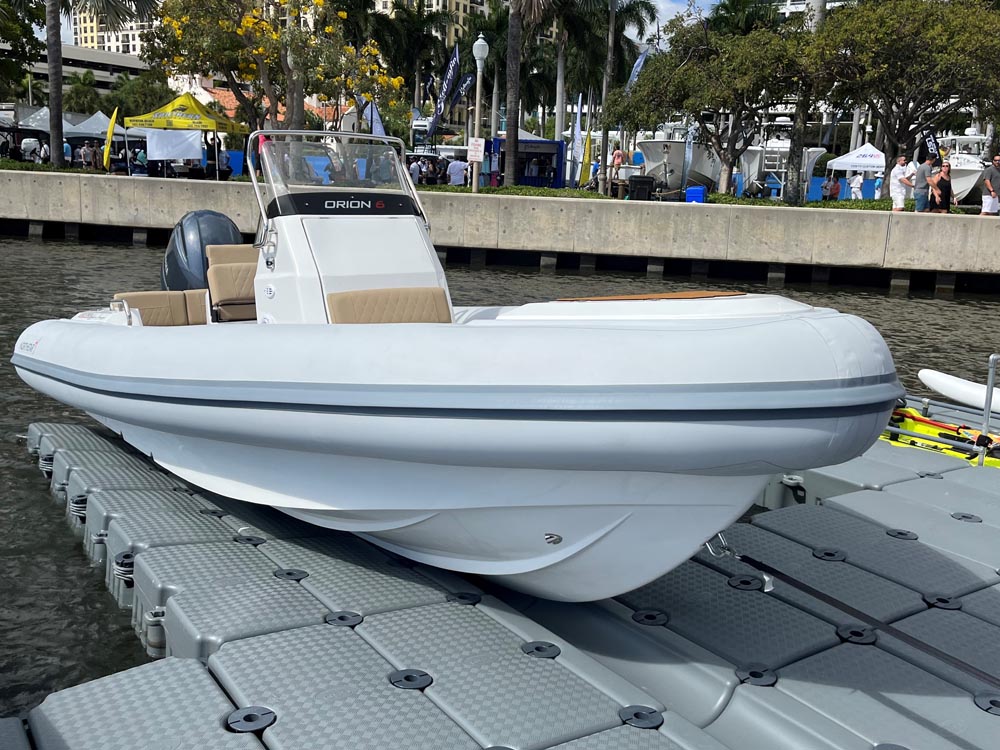 Large Floating Drive On Boat Docks By Gulf Stream Docks