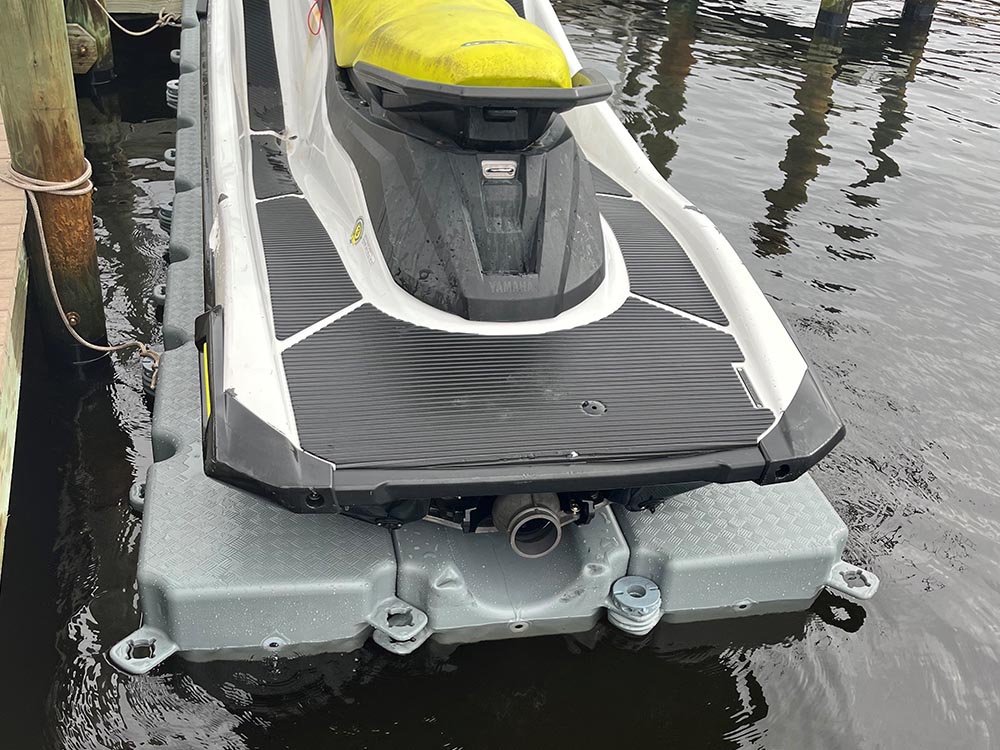 gulf stream docks jet ski dock