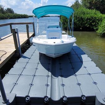 bay boat on gulf stream boat dock