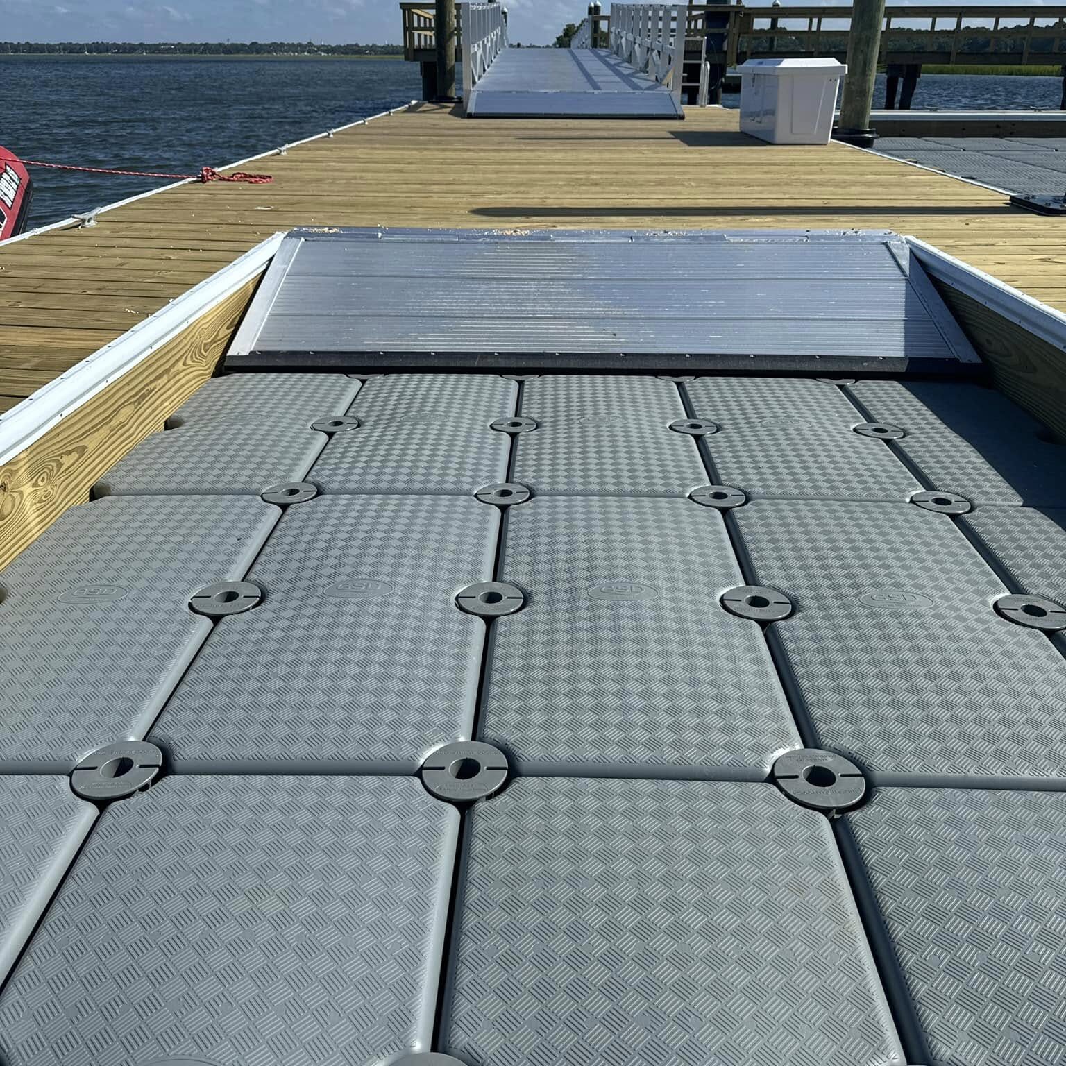 ramps attaching to gulf stream docks